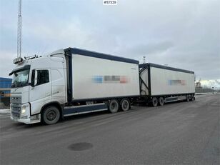 Volvo FH 6x2 wood chip truck with trailer dobozos teherautó