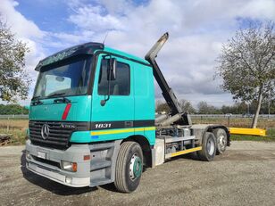 Mercedes-Benz ACTROS 1831 6X2, MANUALE, GANCIO SCARRABILE, 480000 KM !!! emelőhorgos teherautó