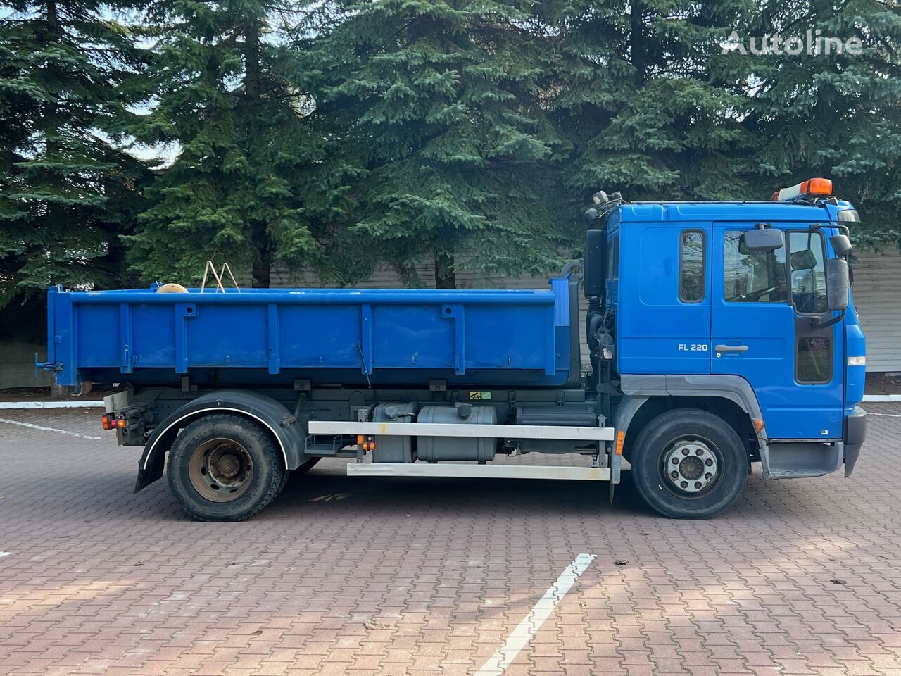 Volvo FL220 FL6 emelőhorgos teherautó