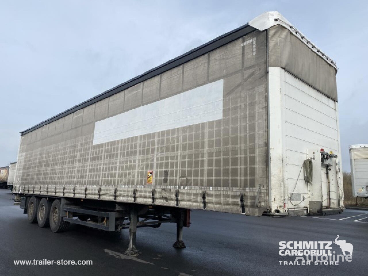 Schmitz Curtainsider Standard függönyponyvás félpótkocsi