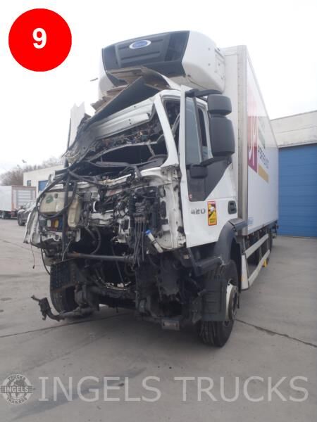 IVECO AT260S42 lang hűtős teherautó