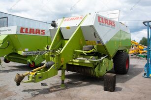 CLAAS 2200 szögletes bálázó