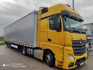 Mercedes-Benz Actros 1845 nyergesvontató + függönyponyvás félpótkocsi