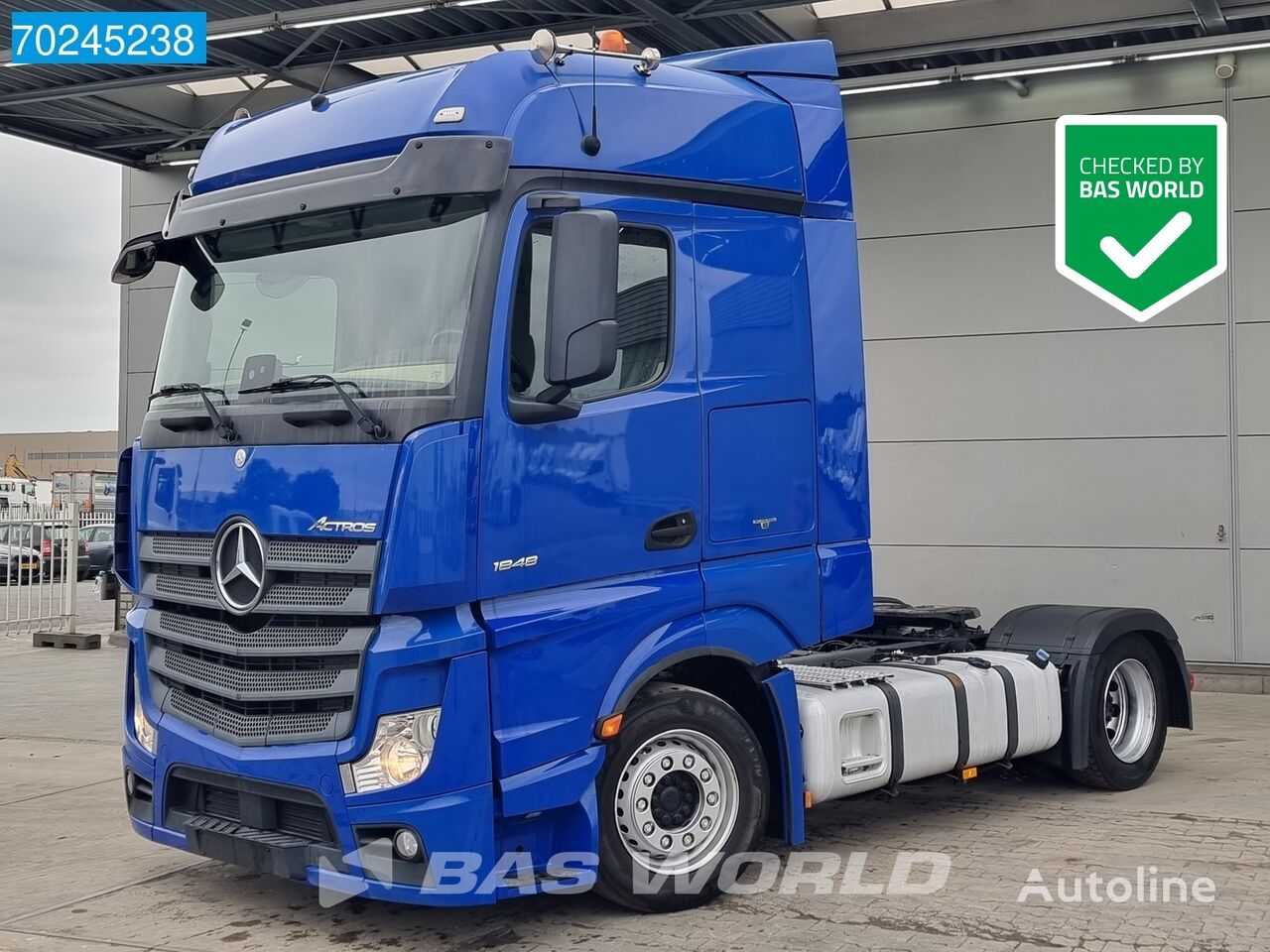 Mercedes-Benz Actros 1848 4X2 BigSpace Mega Retarder ACC Standklima nyergesvontató