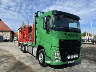 Volvo FH13 500 rönkszállító teherautó