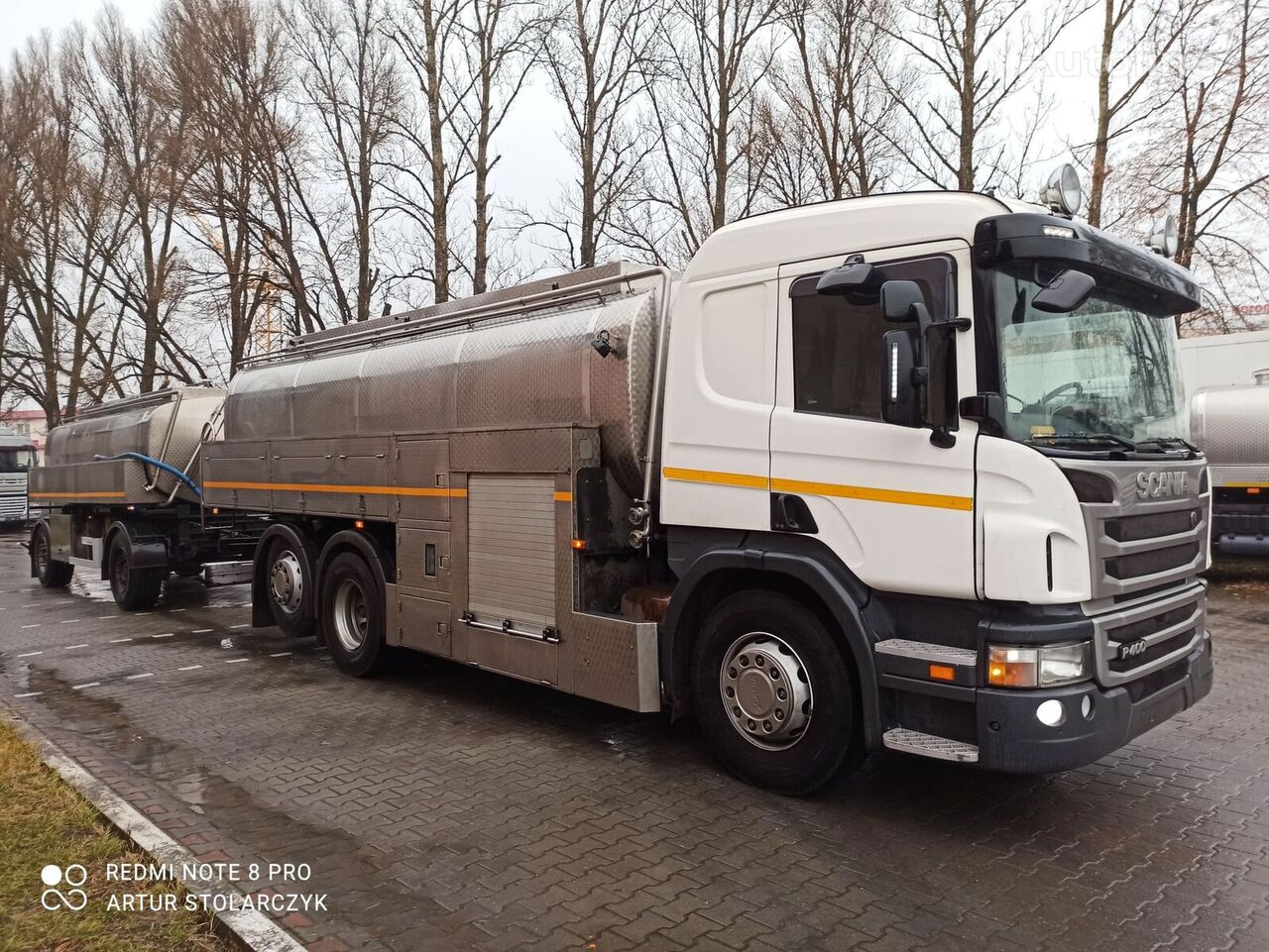 Scania P400 tartálykocsi teherautó + pótkocsi