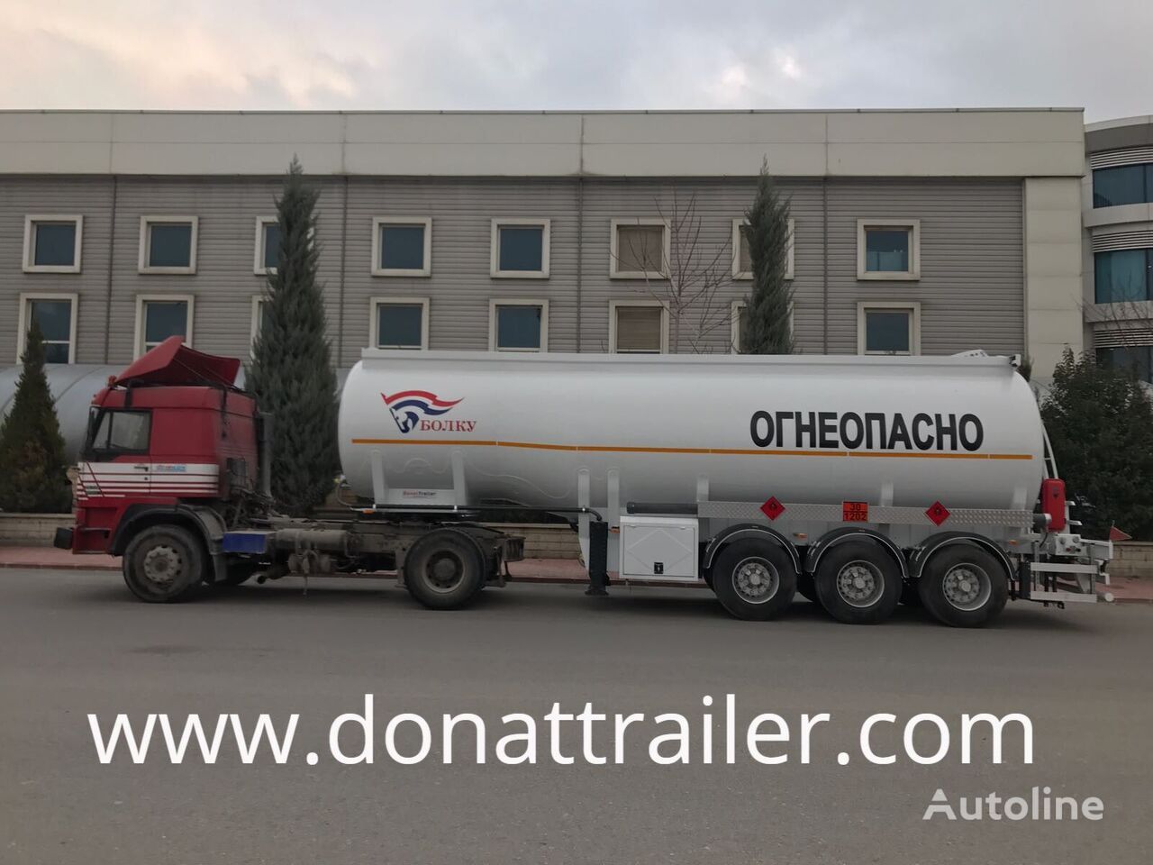 új Donat Heavy Duty Fuel Tank Semitrailer üzemanyag szállító tartály